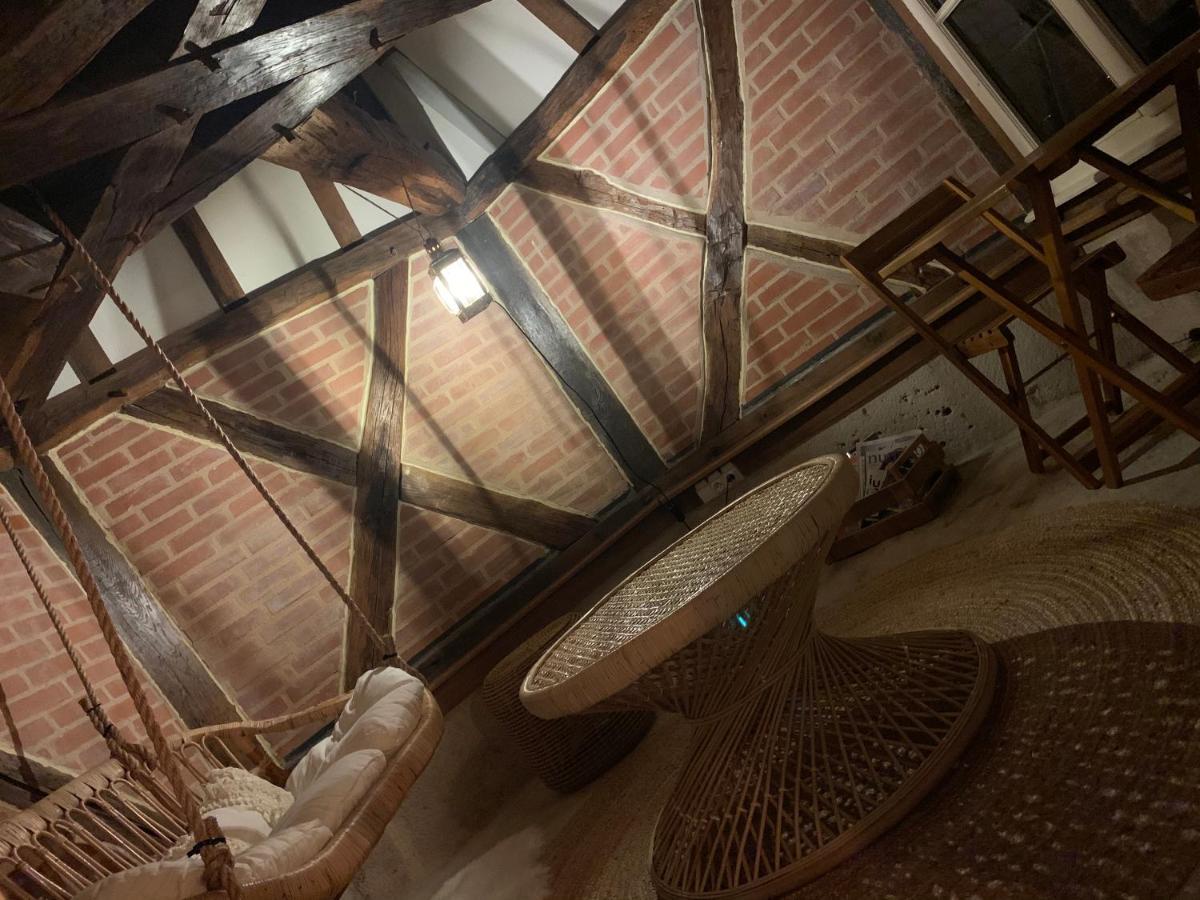 Appartement Classe "La Tour" Dole Ngoại thất bức ảnh